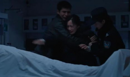 女人逼逼视频,情感宣泄还是隐私泄露？